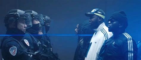 Le titre phare de lalbum du groupe de rap 13 Block intitulé Fuck le