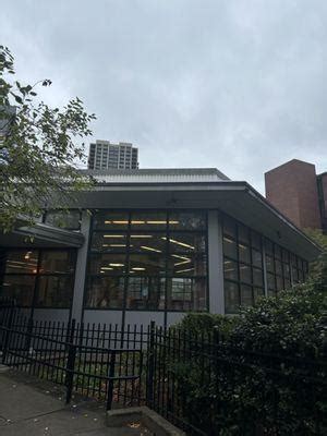 Treadwell Library, 55 Fruit St, Boston, MA 02114, US - MapQuest