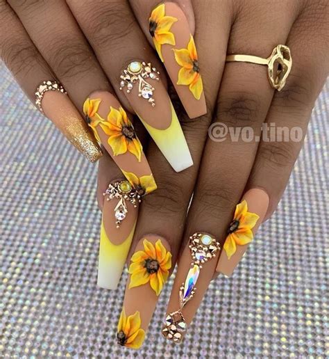 30 Splendid Yellow Nail Designs For Summer The Wonder Cottage