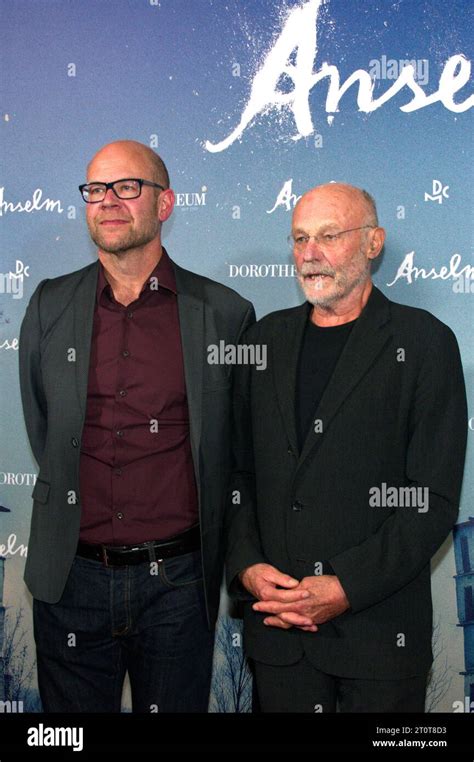 Daniel Kiefer Und Anselm Kiefer Bei Der Premiere Des Dokumentarfilms