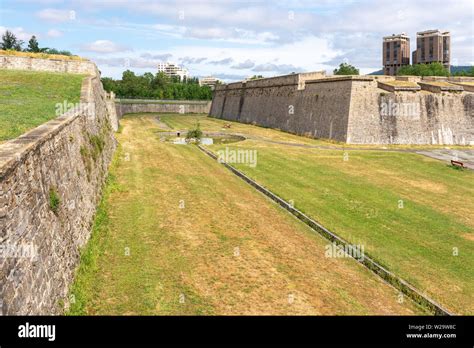 Citadel Park Pamplona Hi Res Stock Photography And Images Alamy