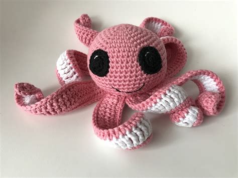 Pieuvre Rose Au Crochet Octopus Au Crochet Amigurumi Peluche Faite