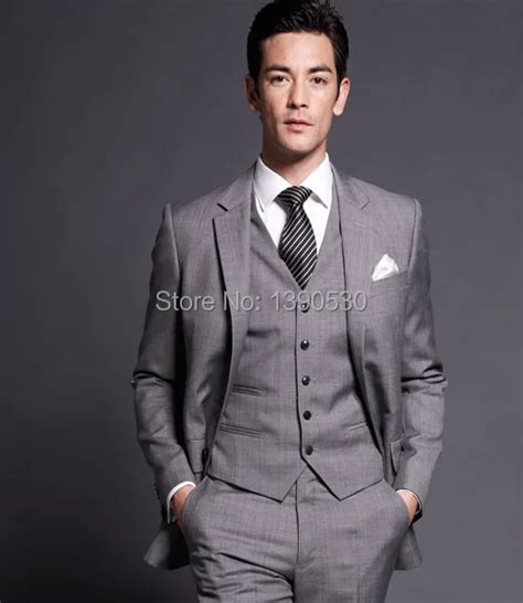 Top Quality 100 Wool Grey Notch Lapel Two Buttons Double Vent 3 Pieces Custom Suits For Men In