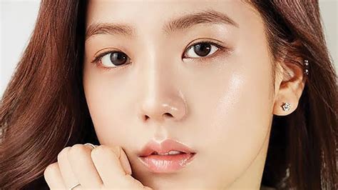 6 Cara Mendapatkan Glass Skin Ala Artis Korea Dicoba Yuk Berkeluarga