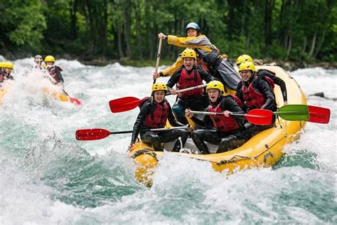 Punya Nyali Besar Ayo Coba Dulu 10 Destinasi Wisata Arung Jeram Di