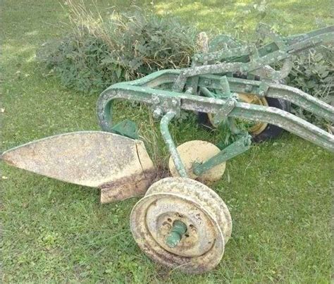 John Deere Pull Type Plow Metzger Property Services Llc