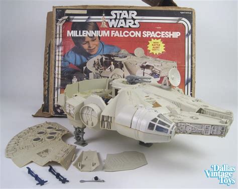 1977 Kenner Star Wars Millennium Falcon Complete with Box WORKS (1OOO)