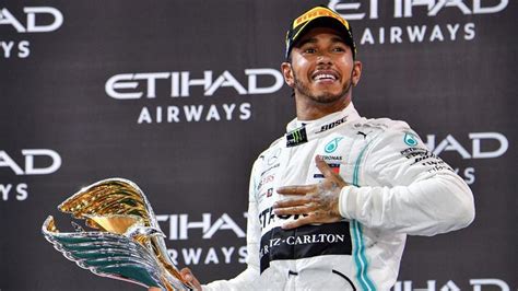 Lewis Hamilton Ends The 2019 F1 Season With Abu Dhabi Win Esquire