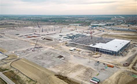 Le Journal Saint François La construction de lusine de batterie de