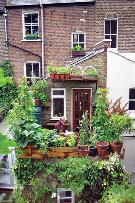 30 Awesome Small Garden Design Ideas - Page 4 - Gardenholic