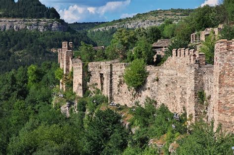 Premium Photo | The fortress in veliko tarnovo, bulgaria