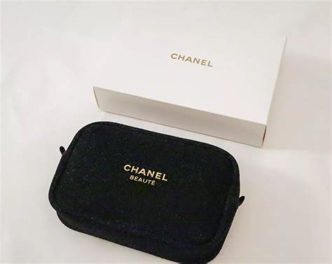 Competitive coco chanel white bag