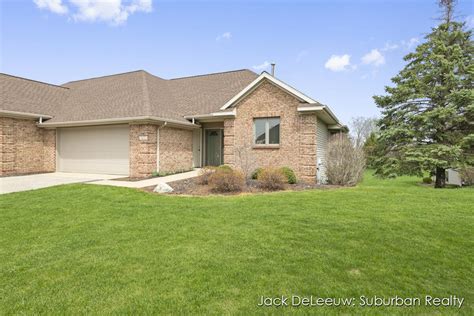 1631 Stonegate Dr Hudsonville Mi 49426 Mls 23012182 Redfin