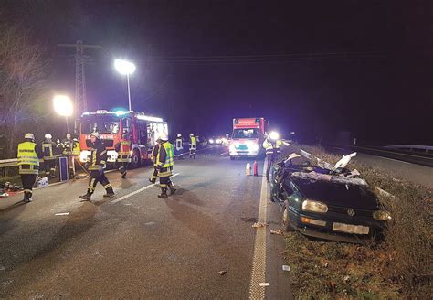 Schwerer Unfall Auf Der A Bei Weeze F Nf Verletzte Gocher