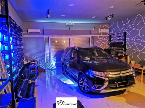 Mitsubishi Outlander | PREMIUM VEHICLE STEP – STYLIST.SOLID.SATISFACTION