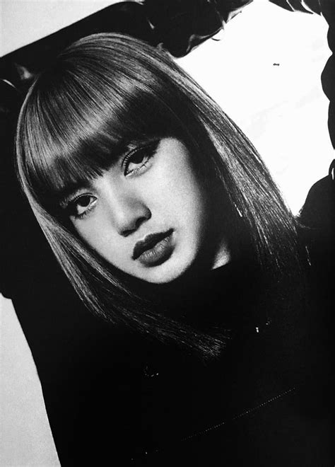 25 Scan Lisa BLACKPINK Kill This Love Album Photobook