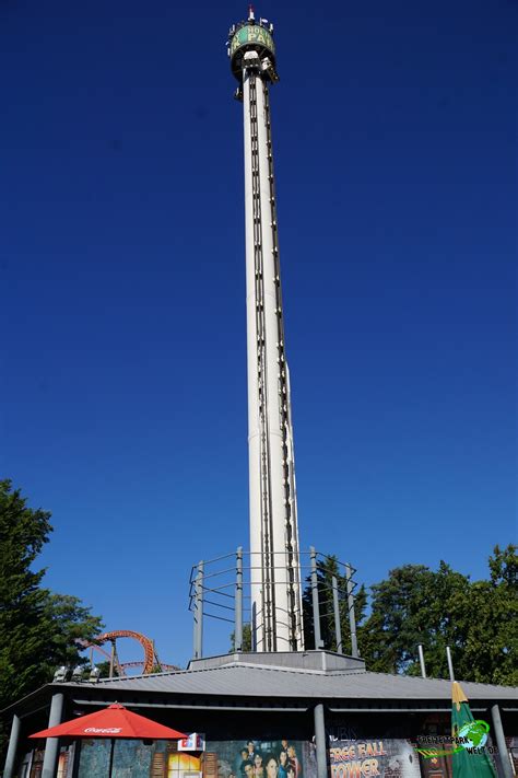 Anubis Free Fall Tower Holiday Park Freizeitpark Welt De