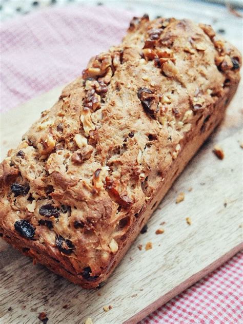 Veganes Rosinenbrot Mit Waln Ssen Ahornsirup Und Zimt