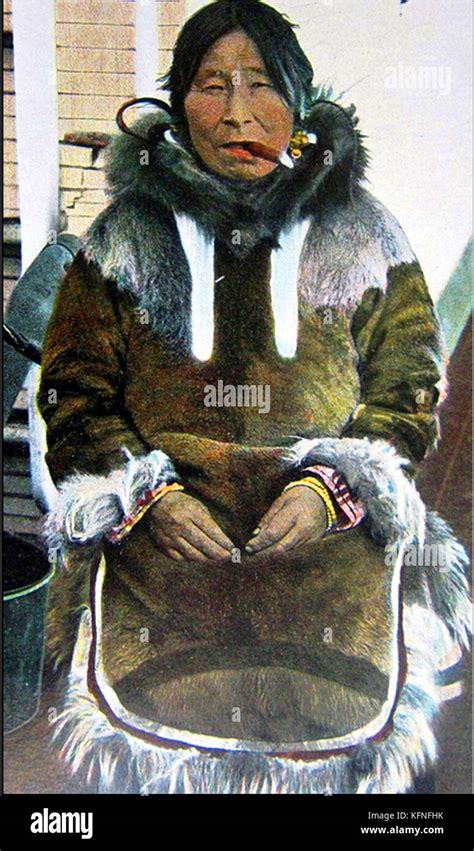 Geschichte Des Tabaks Ein Bild Eines Inuit Eskimo Frau Zigarre