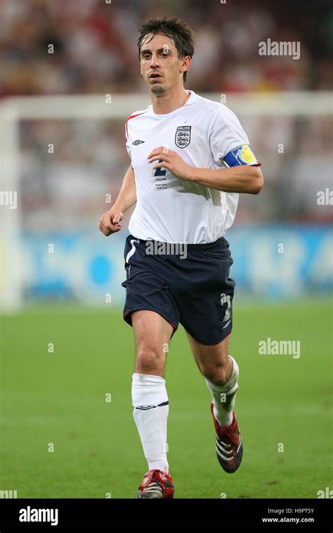 Gary Neville England Manchester United Fc World Cup Aufschalke Arena