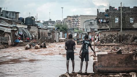 Las Inundaciones En Kenia Dejan Ya Muertos En Medio De Una