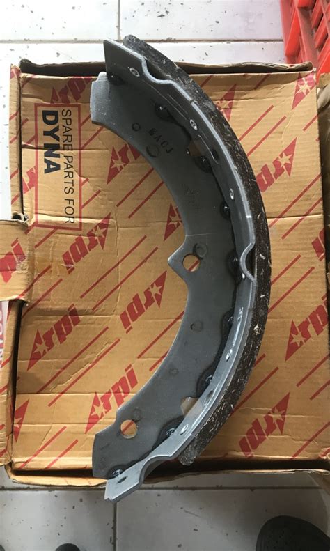 Jual Brake Shoe Kampas Rem Besi Depan Hino Dutro Toyota Dyna B