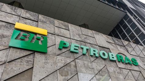 Petrobras descobre petróleo em águas ultraprofundas próximas a CE e RN