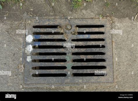 Sewer Grate High Resolution Stock Photography And Images Alamy