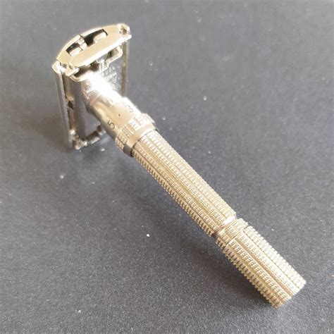 Vintage Gillette Slim K Adjustable Safety Razor Darwin Shaving