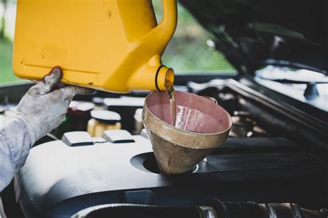 Vazamento De Leo No Seu Carro Veja As Principais Causas