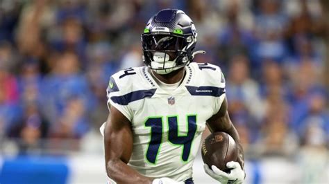 DK Metcalf basketball highlights: Why Seahawks WR is in 2023 NBA ...