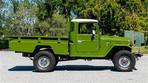 Bulletproof 4x4 Legend: A 1976 Toyota Land Cruiser FJ45 Pickup Truck