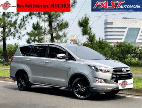 Toyota Innova Venturer 2017 2 0 AT VVTi Bensin Service Record F4ST