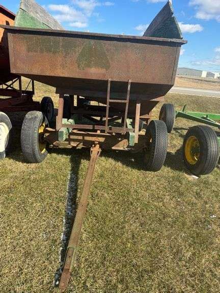 This Item Selling Absolute Approx Bushel Gravity Wagon On