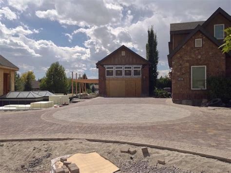 Brandon Sanderson Built An Underground Lair In Suburban Utah Cal Newport