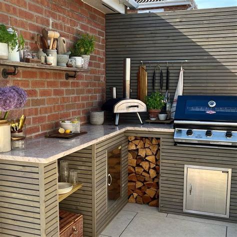 8 Modern Outdoor Kitchen Ideas