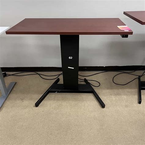 Adjustable Desk Archives | Office Furniture Liquidations