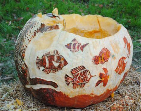 Pumpkin Carving Photos, Photographs of pumpkin carving contests