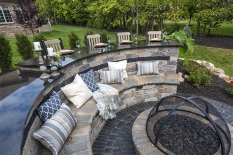 Dive Into Summer With Outdoor Entertainment Spaces Landwork Contractors