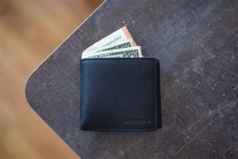 16 Best RFID Blocking Wallets - Kalibrado