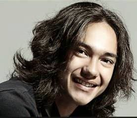 Foto Dan Biodata Adipati Dolken Terbaru Lengkap