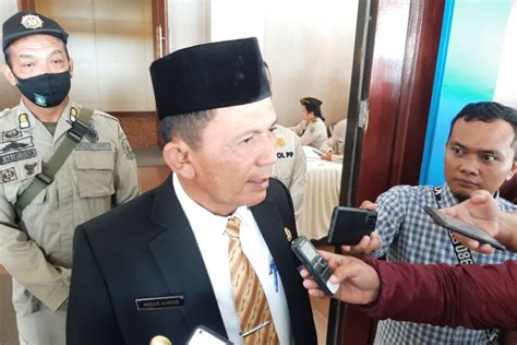 Bahas Isu Strategis Gubernur Kepri Kumpulkan Bupati Dan Wali Kota