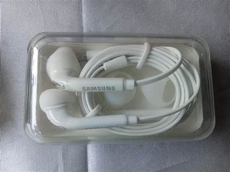 Original Samsung Headset With Earbuds On Carousell