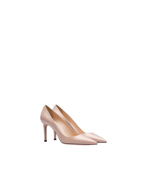 These Saffiano Textured Patent Leather Pumps With Tapered Silhouette