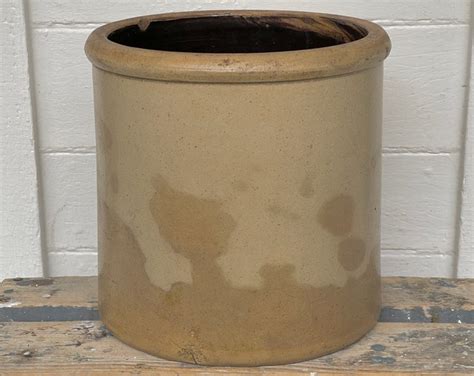 Antique Crock 2 Gallon Crock With Blotchy Appearance Antique Salt