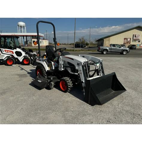 Bobcat Ct1025 Hst Tractor With Mid Mount Mower Deck Fast Shipping Outdoor Power Outdoor Power