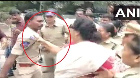 Viral Video Congress Leader Renuka Chowdhury Grabbing Cops Collar