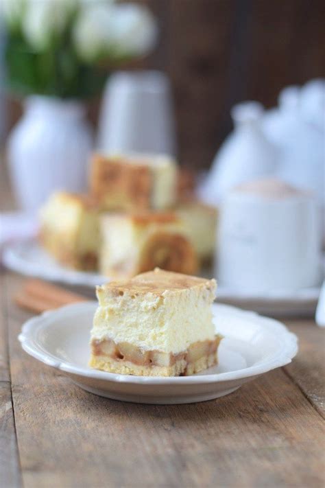 Zimtschnecken Cheesecake mit Apfelfüllung Cinnamon Roll Cheesecake