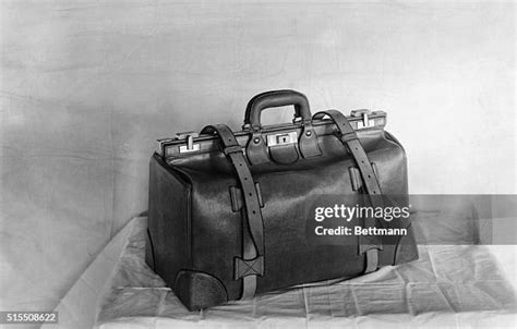 Portmanteau (Luggage) Photos and Premium High Res Pictures - Getty Images