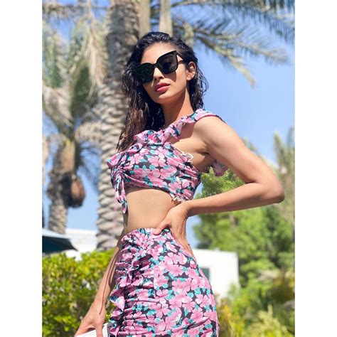 Mouni Roy Flaunts Her Perfectly Toned Body In A Floral Co Ord Set